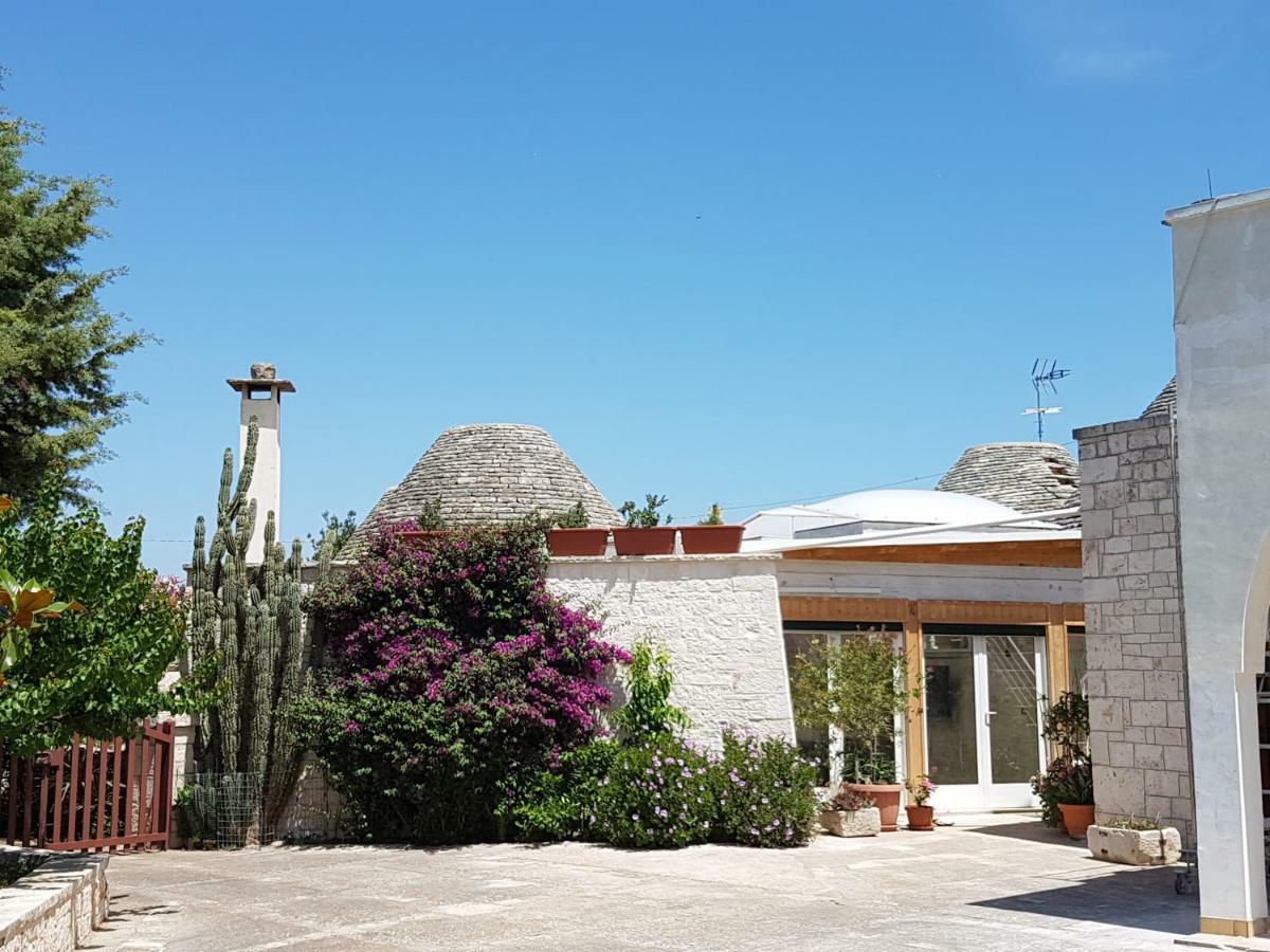Trulli Della Masseria Staffone อัลเบโรเบลโล ภายนอก รูปภาพ